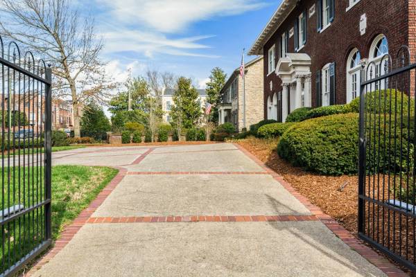  Luxury Vacation Estate in Nashville